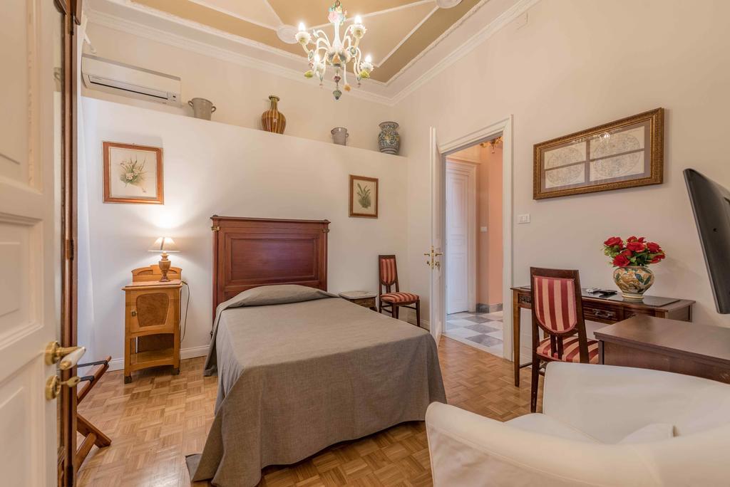 Palazzo Benso Bed and Breakfast Palermo Buitenkant foto
