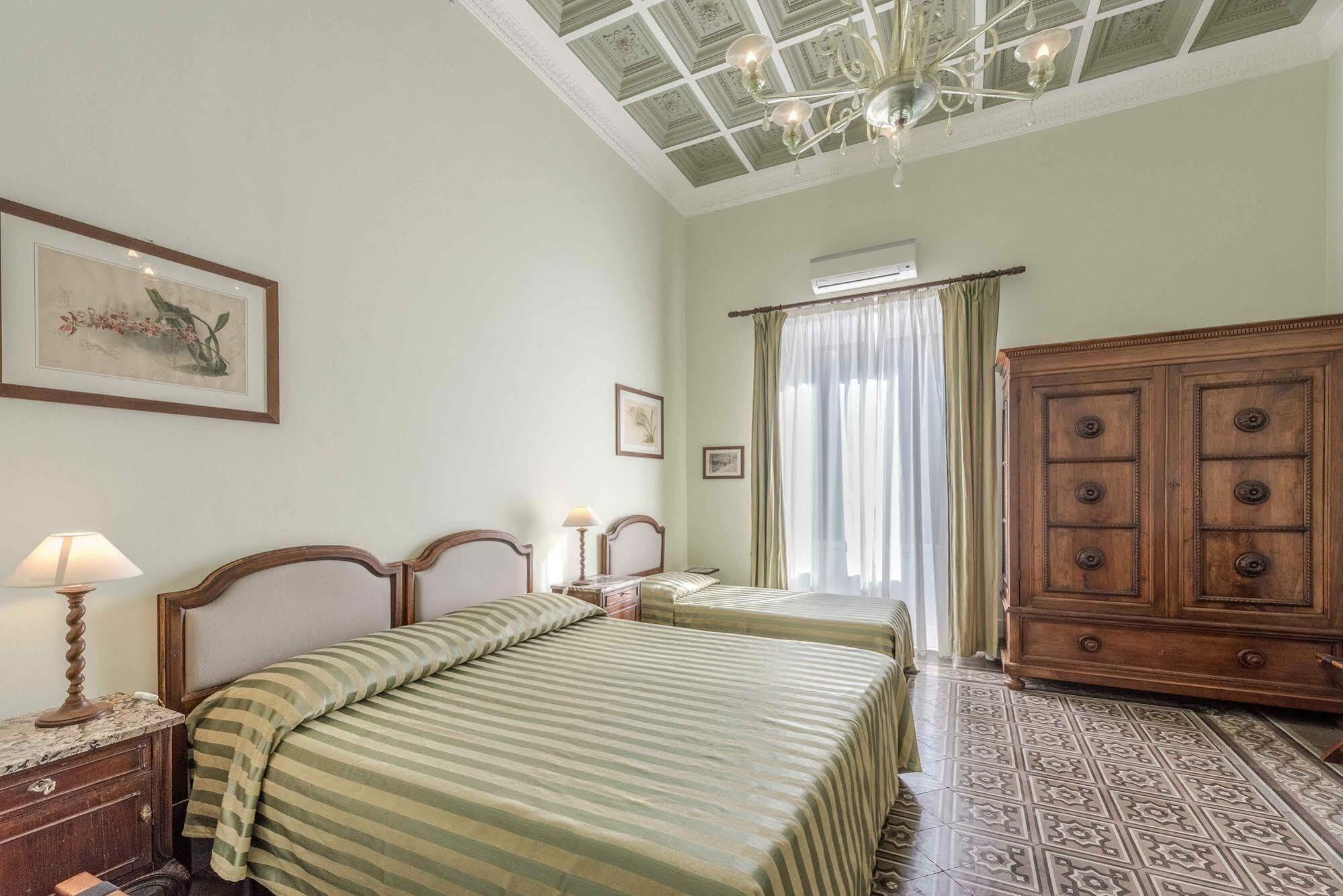 Palazzo Benso Bed and Breakfast Palermo Buitenkant foto